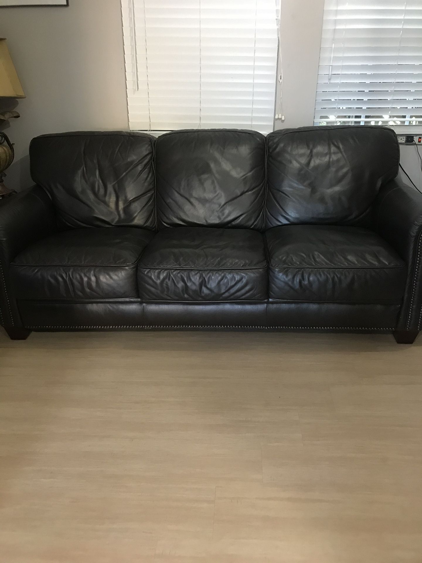 Leather Couch With Sleeper Mattress 