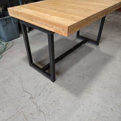 Heavy Duty Work Table Adjustable Legs