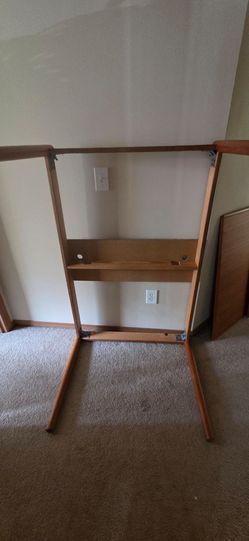 FREE Dining size craft table with extenders