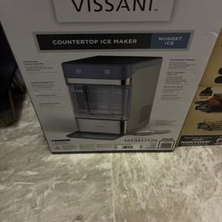 Ice Maker & Ninja Crispi