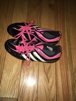 Adiadas soccer shoes