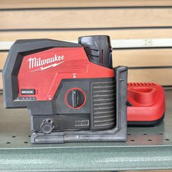 Milwaukee laser