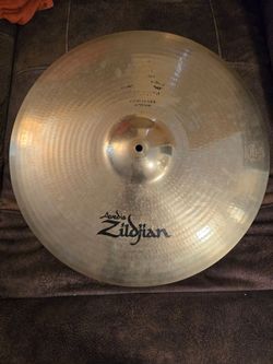 Zildjian A Custom Medium Ride 20" Avedis