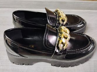 Women's Guess Shoes Size 8.5