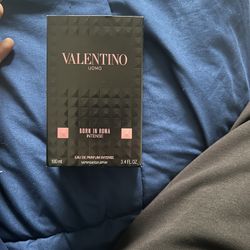 Valentino Born In Roma Intense