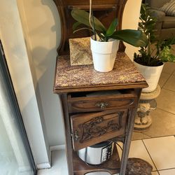 Antique Furniture 