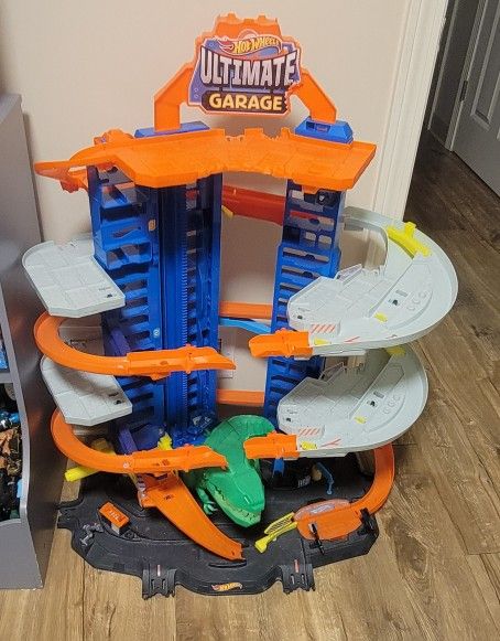 Hotwheels Track
