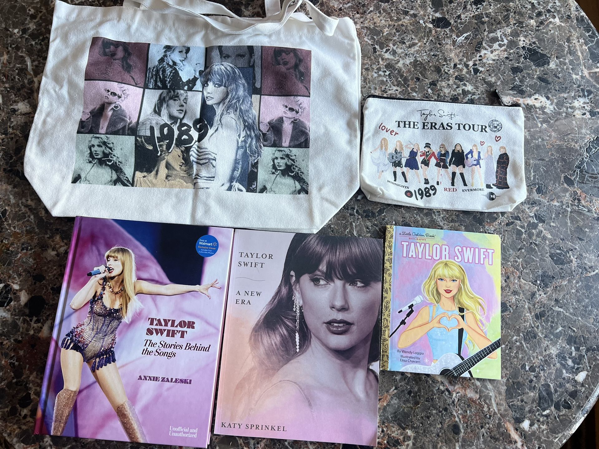 Lot of NEW Taylor Swift items 3 books, tote bag & small zip up bag/pencil case