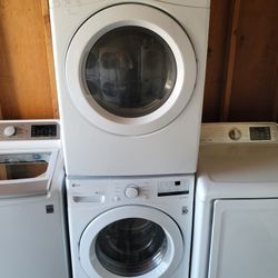 Like New LG Front Loading Washer And Stackable Gas Dryer Set 