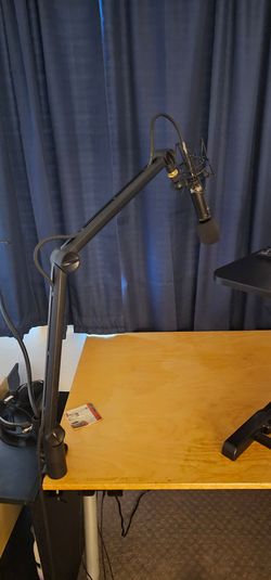🎙️ Blue Spark XLR Microphone + Blue Compass Boom Arm