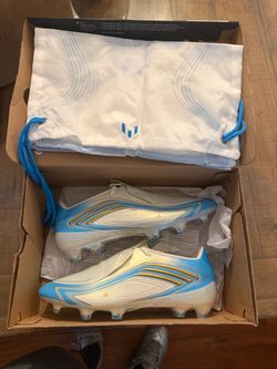 Messi cleat