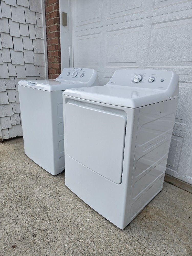HOTPOINT WASHER AND DRYER SET