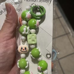 Labubu phone or key chain