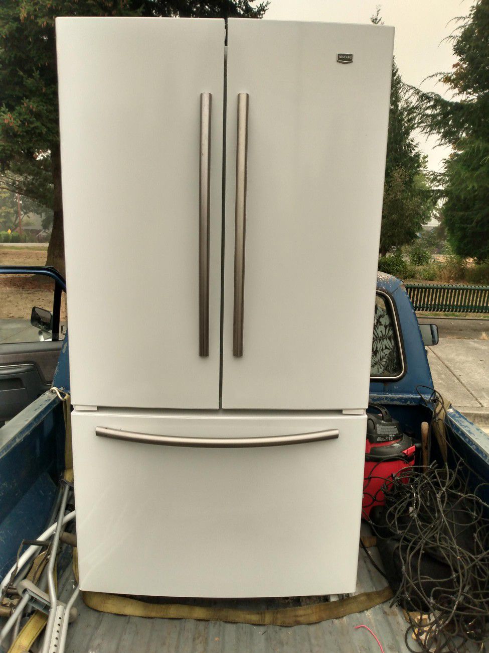 Maytag fridge French door width reminder freezer