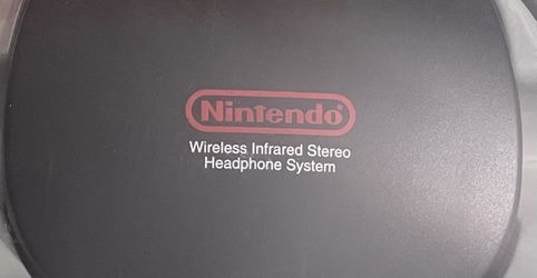 Vintage Nintendo Equipment