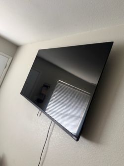 65 inch Vizio Smart TV