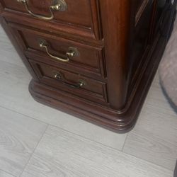 Dresser Wood 