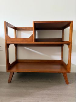 Record storage console