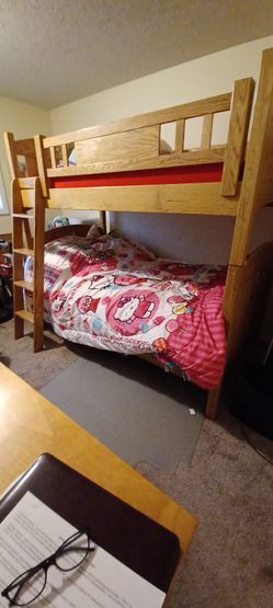Wooden Bunk Beds With Mattress & girl linens