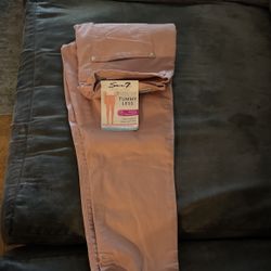 Women’s Pants