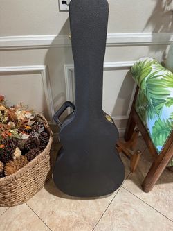 Taylor 214ce deluxe hard shell case