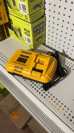 DeWalt 12A Fast Battery Charger