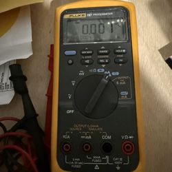 FLUKE 787 MULTIMETER