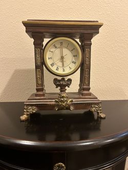 Mantel Desk Clock