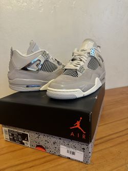 Women’s Nike Jordan 4 Retro “Frozen Moments”