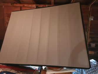 Beautiful Queen Size Frame And Box Spring