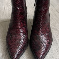 Linea Paolo Burgundy Snake Print Booties Size 7