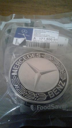 Mercedes OEM wheel center cap qty2