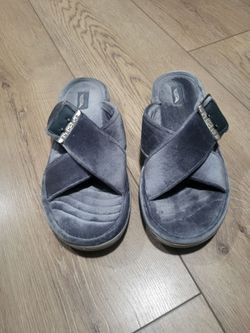 Skechers slip on