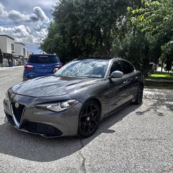 2019 Alfa Romeo Giulia 