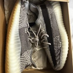 YEEZY BOOST 350