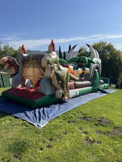 Obstacle Course Jurassic