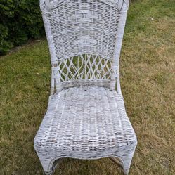Free Whicker Chair 