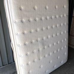 Full Size XL Pillow Top Mattress & Box Spring Only 