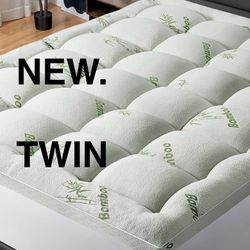 NEW TWIN Bamboo Mattress Pad - Topper
