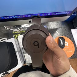 Apple Beats Pro Studio Wireless Headphone 