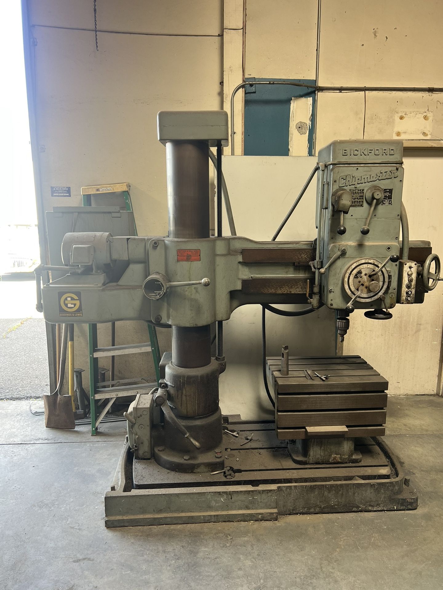 BICKFORD CHIPMASTER RADIAL ARM DRILL PRESS