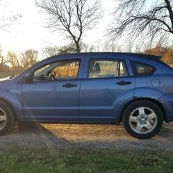 Dodge Caliber 4d  SXT. BLUE. 