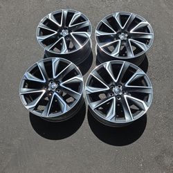 2022 Toyota Corolla  SE  Stock Factory Rims
