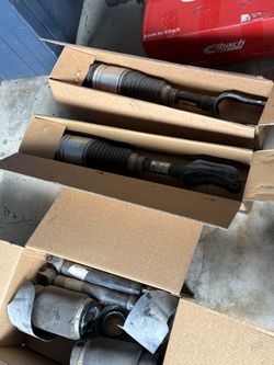 2013 Grand Cherokee Air shocks 