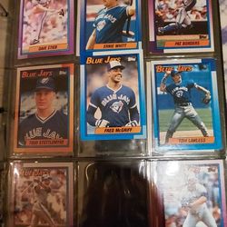 Miscellaneous Baseball/Football Card Collection 