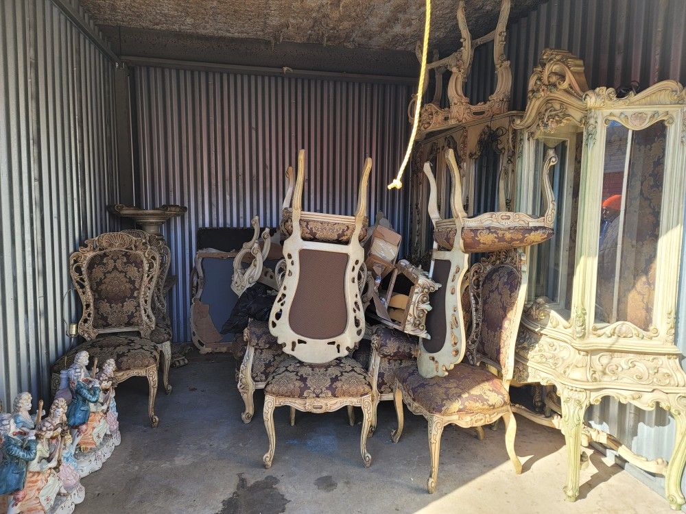 Antique Furniture 