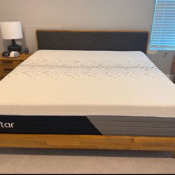 Nectar Luxe Hybrid King Like New