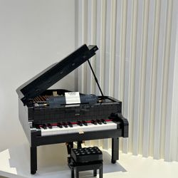 lego piano