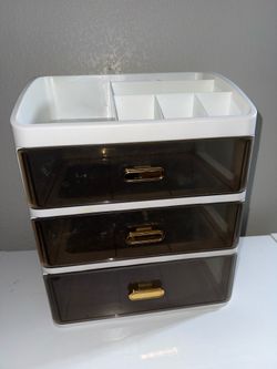 Plastic vanity makeup holder