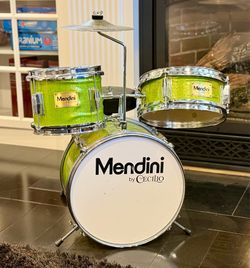 Mendini by Cecilio Junior Drum Set